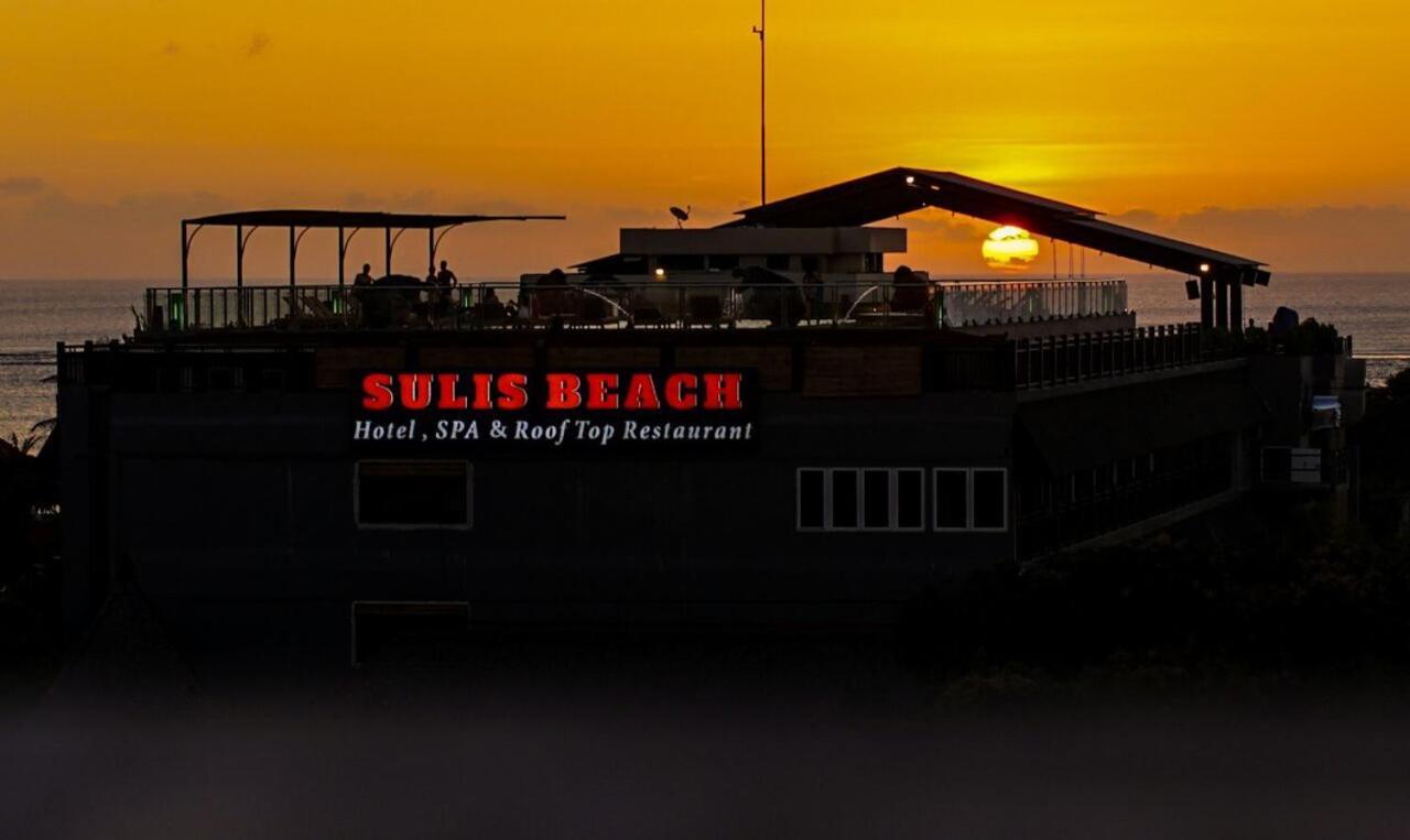 Sulis Beach Hotel & Spa Kuta Lombok Exterior foto