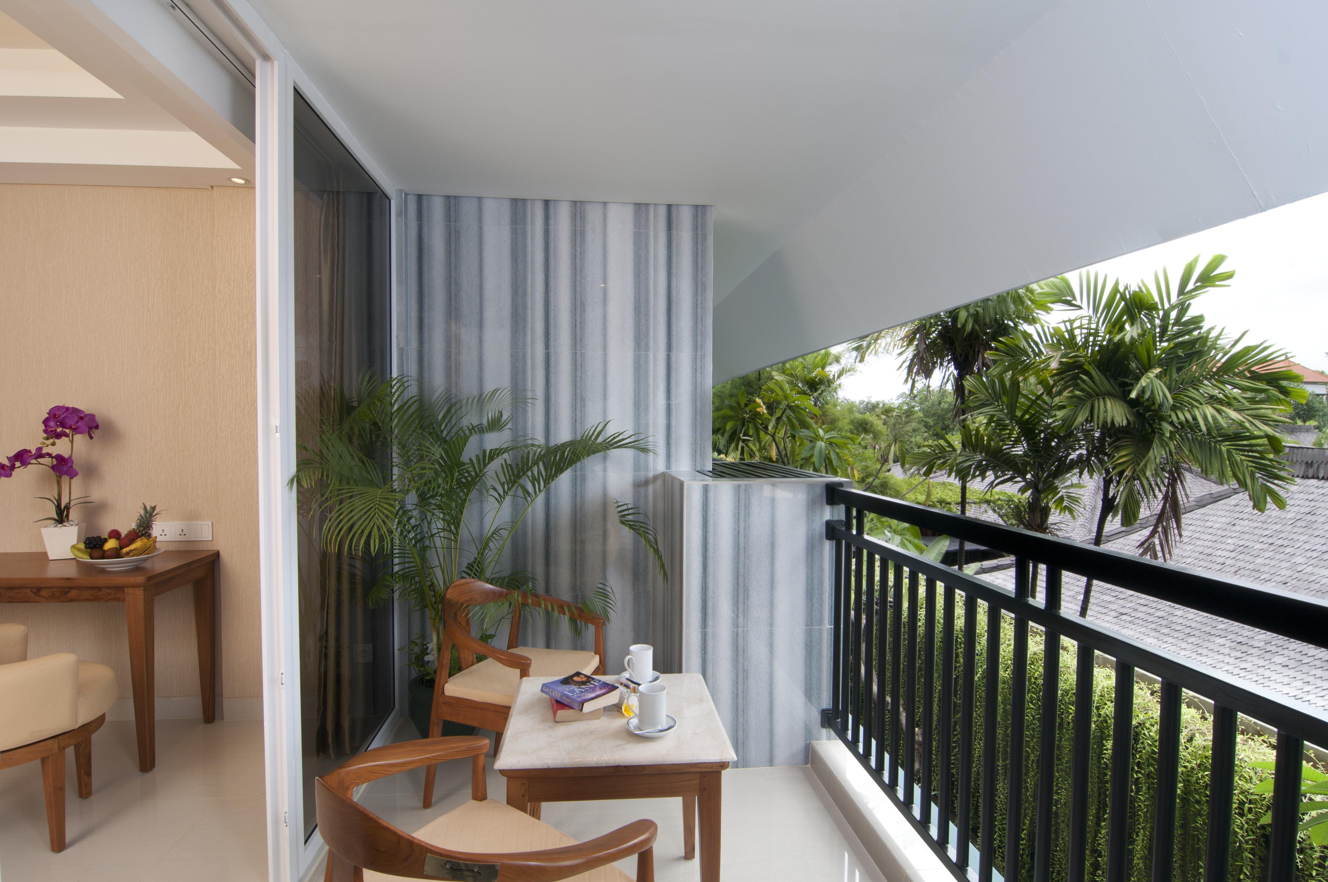 Sulis Beach Hotel & Spa Kuta Lombok Exterior foto